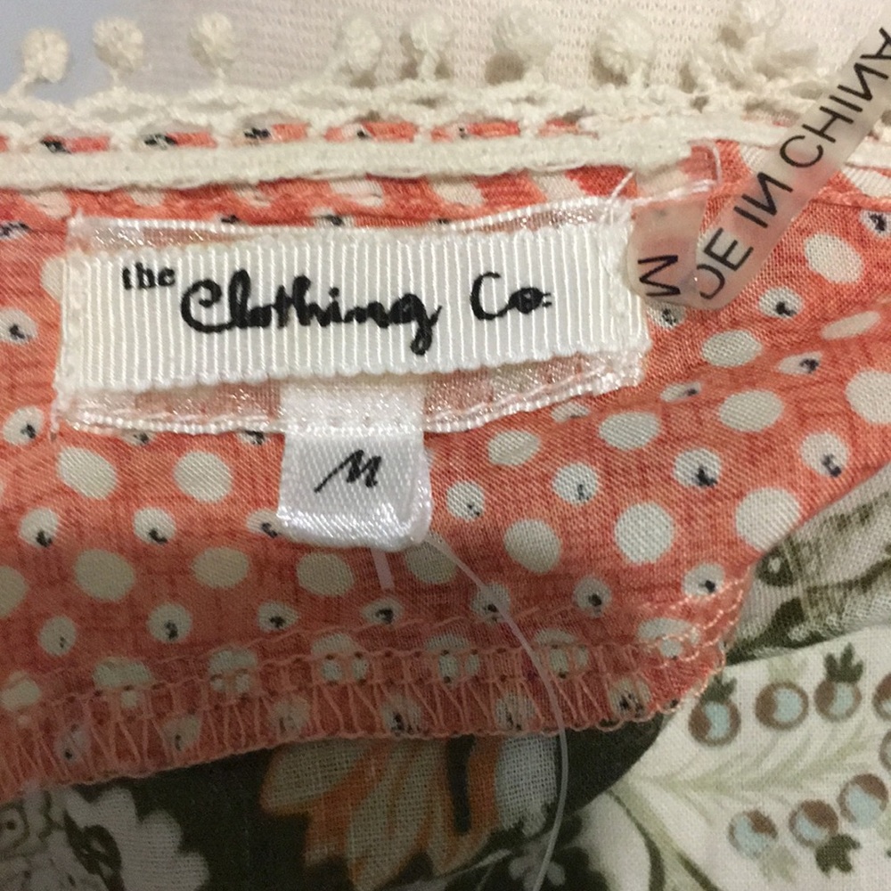 NEW Boutique Top - Picture 7 of 7
